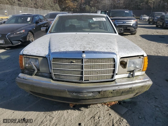 1988 Mercedes-Benz 420 Series 420SEL with VIN WDBCA35D7JA373795, listed as a Copart auction lot 79029034 with NaN miles and Clean Title. Bid and sale history available at carsss.com. Image 5.