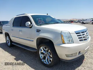 2011 Cadillac Escalade EXT Luxury with VIN 3GYT4MEF6BG161175, listed as a IAAI auction lot 42047669 with 115,235 mi miles. Bid and sale history available at carsss.com. Image 13.