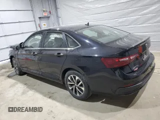 2024 Volkswagen Jetta S z VIN 3VW5M7BU2RM037027, wystawiony jako Copart lot #50875495 z przebiegiem 14 120 mil mil oraz Szkoda całkowita • Salvage title. Historia ofert i sprzedaży dostępna na DreamBid. Obrazek 2.