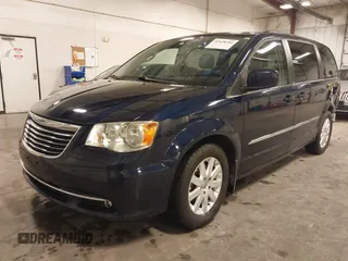 2013 Chrysler Town & Country Touring with VIN 2C4RC1BG7DR517970, listed as a IAAI auction lot 42028284 with 122,053 mi miles. Bid and sale history available at carsss.com. Image 20.