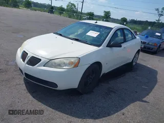 2008 Pontiac G6 z VIN 1G2ZG57B484249563, wystawiony jako IAAI lot #42229793 z przebiegiem 179 843 mil mil oraz . Historia ofert i sprzedaży dostępna na DreamBid. Obrazek 2.