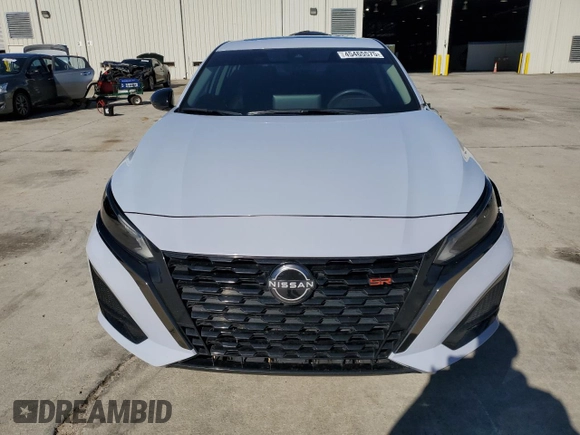 2023 Nissan Altima 2.5 SR with VIN 1N4BL4CV7PN361954, listed as a Copart auction lot 45465575 with 36,206 mi miles and Salvage Title. Bid and sale history available at carsss.com. Image 5.