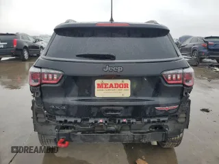 2018 Jeep Compass Trailhawk with VIN 3C4NJDDB6JT456305, listed as a Copart auction lot 44175405 with 124,636 mi miles and Salvage Title. Bid and sale history available at carsss.com. Image 6.
