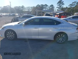 2020 Lexus ES with VIN 58ADZ1B11LU076606, listed as a IAAI auction lot 41274145 with 93,074 mi miles. Bid and sale history available at carsss.com. Image 14.