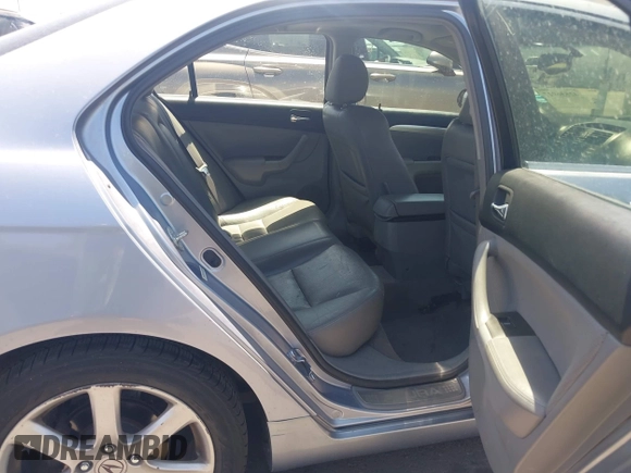 2004 Acura TSX with VIN JH4CL968X4C010642, listed as a IAAI auction lot 42536927 with 180,303 mi miles and . Bid and sale history available at DreamBid. Image 8.