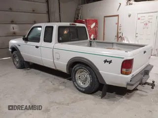 1997 Ford Ranger XLT with VIN 1FTCR15X6VTA50681, listed as a IAAI auction lot 41494060 with 117,838 mi miles. Bid and sale history available at carsss.com. Image 3.
