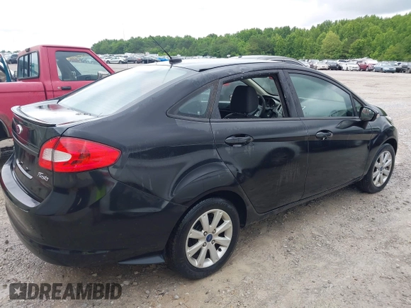2013 Ford Fiesta SE z VIN 3FADP4BJ6DM218088, wystawiony jako IAAI lot #42319209 z przebiegiem 109 208 mil mil oraz . Historia ofert i sprzedaży dostępna na DreamBid. Obrazek 6.