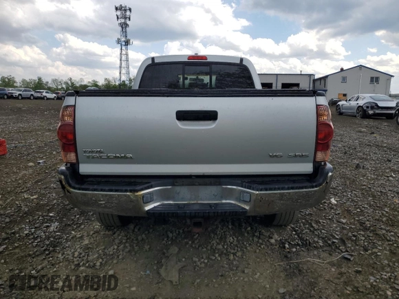 2005 Toyota Tacoma z VIN 5TEMU52N35Z126145, wystawiony jako Copart lot #55391105 z przebiegiem 150 046 mil mil oraz Szkoda całkowita • Salvage title. Historia ofert i sprzedaży dostępna na DreamBid. Obrazek 6.