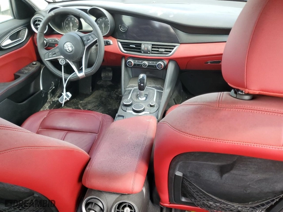 2018 Alfa Romeo Giulia with VIN ZARFAEDN7J7572868, listed as a Copart auction lot 72738024 with 12,771 mi miles and Clean Title. Bid and sale history available at carsss.com. Image 8.