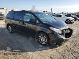 2015 Toyota Sienna XLE with VIN 5TDYK3DC9FS634349, listed as a Copart auction lot 50450305 with 150,569 mi miles and Salvage Title. Bid and sale history available at DreamBid. Image 4.