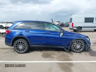 2019 Mercedes-Benz GLC with VIN WDC0G4KBXKV175924, listed as a IAAI auction lot 41906618 with 73,681 mi miles. Bid and sale history available at carsss.com. Image 13.