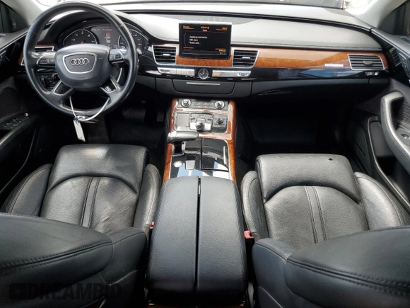 2012 Audi A8 z VIN WAURVAFD2CN021722, wystawiony jako Copart lot #58353745 z przebiegiem 117 302 mil mil oraz Szkoda całkowita • Salvage title. Historia ofert i sprzedaży dostępna na DreamBid. Obrazek 8.