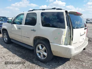 2013 Chevrolet Tahoe LTZ with VIN 1GNSKCE07DR326996, listed as a IAAI auction lot 42203073 with 147,067 mi miles and . Bid and sale history available at DreamBid. Image 3.