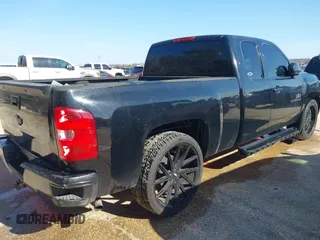 2010 Chevrolet Silverado 1500 LT with VIN 1GCSCSE06AZ263210, listed as a IAAI auction lot 41669444 with 183,186 mi miles and . Bid and sale history available at DreamBid. Image 4.