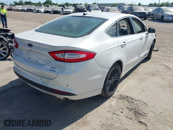 2016 Ford Fusion SE с VIN 3FA6P0HD7GR122464, выставлен на аукционе IAAI как лот 42803281 с пробегом Не указан миль и . История ставок и продаж доступна на DreamBid. Изображение 4.