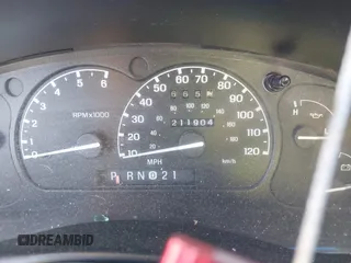 2001 Ford Explorer XLT z VIN 1FMDU73E51ZA06701, wystawiony jako IAAI lot #42379931 z przebiegiem 211 904 mil mil oraz . Historia ofert i sprzedaży dostępna na DreamBid. Obrazek 7.
