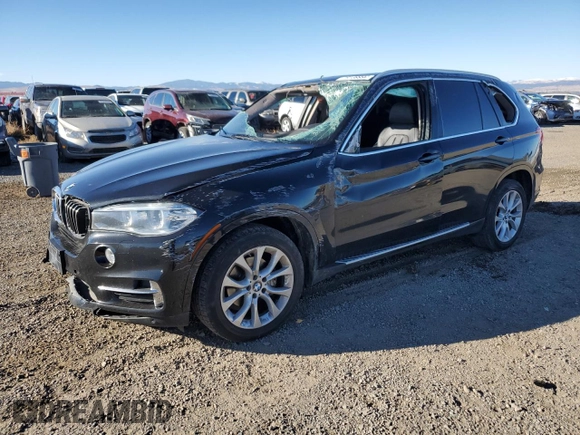 2014 BMW X5 xDrive35i z VIN 5UXKR0C59E0K51868, wystawiony jako Copart lot #79139994 z przebiegiem Nie podano mil oraz Szkoda całkowita • Salvage title. Historia ofert i sprzedaży dostępna na DreamBid. Obrazek 1.
