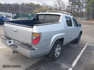 2006 Honda Ridgeline RTS with VIN 2HJYK16476H508477, listed as a IAAI auction lot 41936958 with 224,741 mi miles. Bid and sale history available at carsss.com. Image 4.