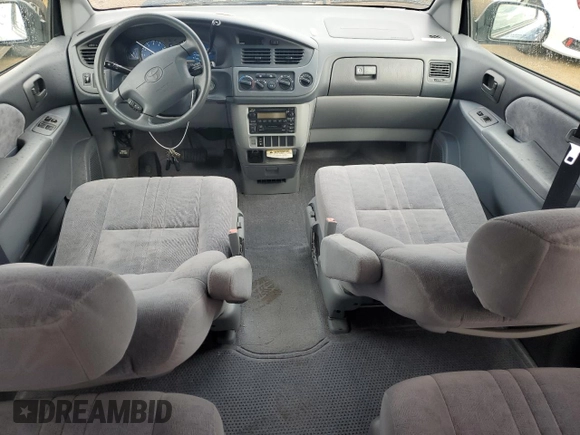 2002 Toyota Sienna LE with VIN 4T3ZF13C82U502111, listed as a Copart auction lot 80394434 with 134,058 mi miles and Clean Title. Bid and sale history available at carsss.com. Image 8.