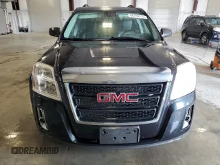 2013 GMC Terrain SLT z VIN 2GKFLVE3XD6417483, wystawiony jako Copart lot #66709315 z przebiegiem 184 241 mil mil oraz Czysty tytuł • Clean title. Historia ofert i sprzedaży dostępna na DreamBid. Obrazek 5.