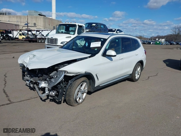 2019 BMW X3 xDrive30i with VIN 5UXTR9C53KLE14519, listed as a IAAI auction lot 41747651 with 141,273 mi miles. Bid and sale history available at carsss.com. Image 2.