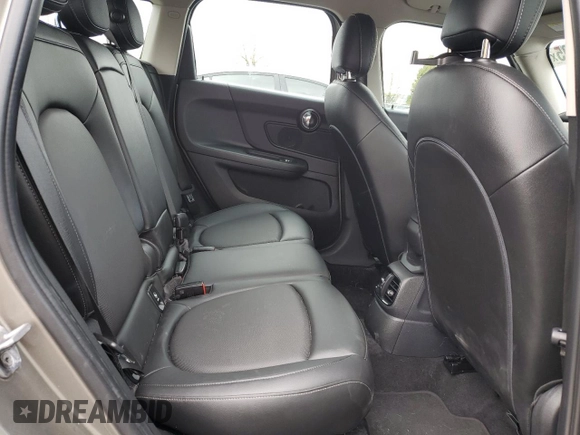 2018 MINI Countryman Cooper with VIN WMZYS7C35J3E08072, listed as a Copart auction lot 51162505 with 59,301 mi miles and Salvage title. Bid and sale history available at DreamBid. Image 10.