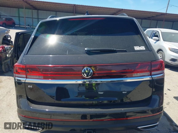 2024 Volkswagen Atlas SE with VIN 1V2JR2CA9RC591577, listed as a IAAI auction lot 41817933 with Not provided miles and . Bid and sale history available at DreamBid. Image 17.