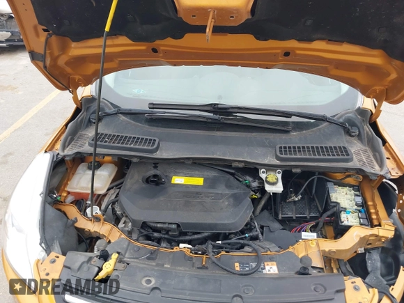 2016 Ford Escape SE z VIN 1FMCU9GX1GUC59233, wystawiony jako IAAI lot #41958573 z przebiegiem 133 223 mil mil oraz . Historia ofert i sprzedaży dostępna na DreamBid. Obrazek 10.