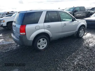 2005 Saturn VUE with VIN 5GZCZ63495S812265, listed as a IAAI auction lot 41773306 with 139,854 mi miles and . Bid and sale history available at DreamBid. Image 4.