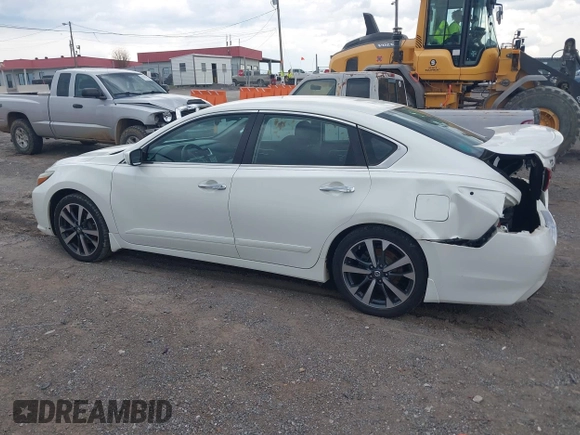 2017 Nissan Altima SR with VIN 1N4AL3APXHC152604, listed as a IAAI auction lot 41978787 with 104,268 mi miles and . Bid and sale history available at DreamBid. Image 14.