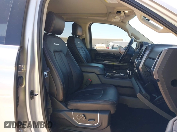 2018 Ford Expedition Platinum with VIN 1FMJU1LT7JEA44453, listed as a IAAI auction lot 41768729 with 87,951 mi miles and . Bid and sale history available at DreamBid. Image 5.