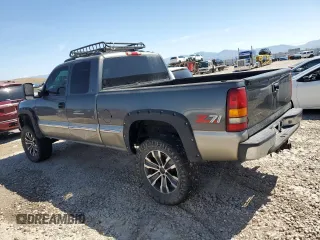 1999 GMC Sierra 1500 SLE z VIN 2GTEK19T8X1512607, wystawiony jako Copart lot #58053205 z przebiegiem 170 792 mil mil oraz Szkoda całkowita • Salvage title. Historia ofert i sprzedaży dostępna na DreamBid. Obrazek 2.