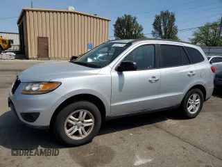 2010 Hyundai Santa Fe GLS z VIN 5NMSG3AB7AH381272, wystawiony jako Copart lot #54522745 z przebiegiem 181 153 mil mil oraz Szkoda całkowita • Salvage title. Historia ofert i sprzedaży dostępna na DreamBid. Obrazek 1.