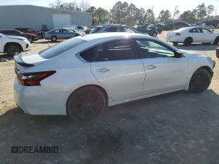 2018 Nissan Altima SR with VIN 1N4AL3APXJC262350, listed as a Copart auction lot 42530795 with 173,015 mi miles and Salvage Title. Bid and sale history available at carsss.com. Image 3.