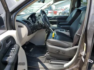 2015 Chrysler Town & Country Touring L with VIN 2C4RC1CG4FR609782, listed as a Copart auction lot 59926354 with 117,123 mi miles and Salvage Title. Bid and sale history available at DreamBid. Image 7.