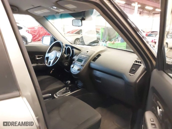 2013 Kia Soul + with VIN KNDJT2A62D7617925, listed as a IAAI auction lot 41117113 with 134,910 mi miles. Bid and sale history available at carsss.com. Image 5.