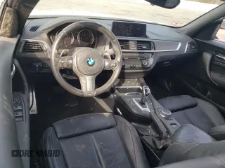 2020 BMW M2 z VIN WBA2N3C08L7E28563, wystawiony jako Copart lot #43156033 z przebiegiem Nie podano mil oraz . Historia ofert i sprzedaży dostępna na DreamBid. Obrazek 8.