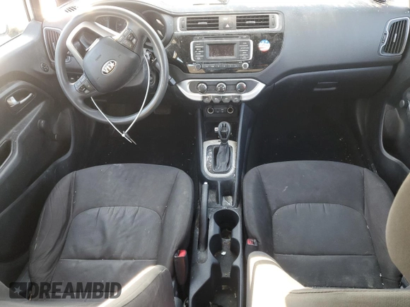 2017 Kia Rio LX z VIN KNADM4A39H6049435, wystawiony jako Copart lot #88899415 z przebiegiem Nie podano mil oraz Szkody całkowita. Historia ofert i sprzedaży dostępna na DreamBid. Obrazek 8.