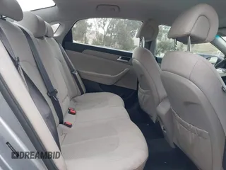 2015 Hyundai Sonata SE z VIN 5NPE24AF4FH245048, wystawiony jako IAAI lot #41774681 z przebiegiem 133 392 mil mil oraz . Historia ofert i sprzedaży dostępna na DreamBid. Obrazek 8.