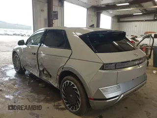 2022 Hyundai IONIQ 5 Limited with VIN KM8KRDAF1NU118451, listed as a IAAI auction lot 41718666 with 30,738 mi miles. Bid and sale history available at carsss.com. Image 3.
