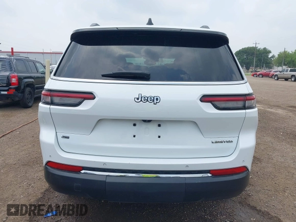2021 Jeep Grand Cherokee Limited with VIN 1C4RJJBG5M8175260, listed as a IAAI auction lot 42206283 with Not provided miles and . Bid and sale history available at DreamBid. Image 16.