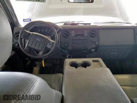 2016 Ford F-250 XLT with VIN 1FT7X2A6XGEA65962, listed as a Copart auction lot 61501905 with 201,887 mi miles and Clean title. Bid and sale history available at DreamBid. Image 8.