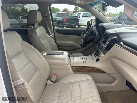 2016 GMC Yukon XL Denali with VIN 1GKS1HKJ9GR251975, listed as a Copart auction lot 54048895 with 171,999 mi miles and Clean Title. Bid and sale history available at carsss.com. Image 5.