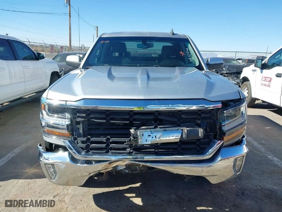 2018 Chevrolet Silverado 1500 LT with VIN 3GCPCREH6JG485041, listed as a IAAI auction lot 41125547 with 67,214 mi miles. Bid and sale history available at carsss.com. Image 13.
