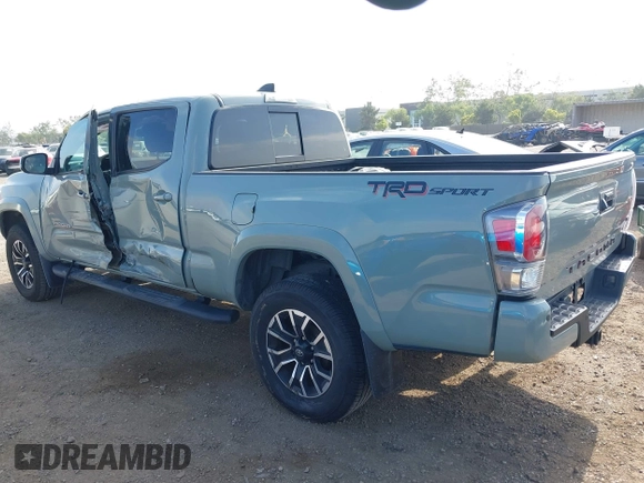 2022 Toyota Tacoma SR5 z VIN 3TMBZ5DN3NM034388, wystawiony jako IAAI lot #42270543 z przebiegiem 179 904 mil mil oraz . Historia ofert i sprzedaży dostępna na DreamBid. Obrazek 3.
