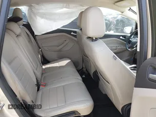 2018 Ford C-Max SE with VIN 1FADP5AU8JL102227, listed as a IAAI auction lot 42062394 with 122,943 mi miles. Bid and sale history available at carsss.com. Image 8.