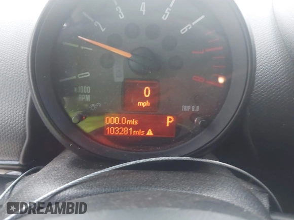 2015 MINI Cooper Countryman S with VIN WMWZC5C50FWP47426, listed as a IAAI auction lot 42108546 with 103,281 mi miles. Bid and sale history available at carsss.com. Image 7.