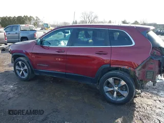 2019 Jeep Cherokee Limited with VIN 1C4PJMDX8KD121008, listed as a IAAI auction lot 41748829 with 129,247 mi miles. Bid and sale history available at carsss.com. Image 15.