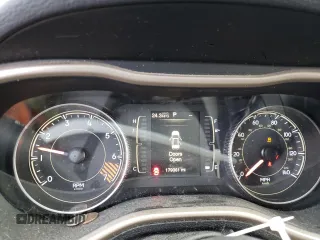 2014 Jeep Cherokee Altitude with VIN 1C4PJMCB1EW241229, listed as a Copart auction lot 84825234 with 179,361 mi miles and Salvage Title. Bid and sale history available at carsss.com. Image 9.