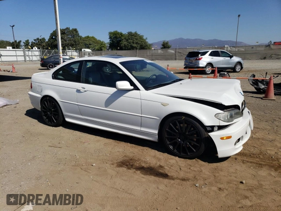 2005 BMW 3 Series 330Ci with VIN WBABD53475PL17407, listed as a Copart auction lot 76088604 with 157,055 mi miles and Salvage Title. Bid and sale history available at carsss.com. Image 4.